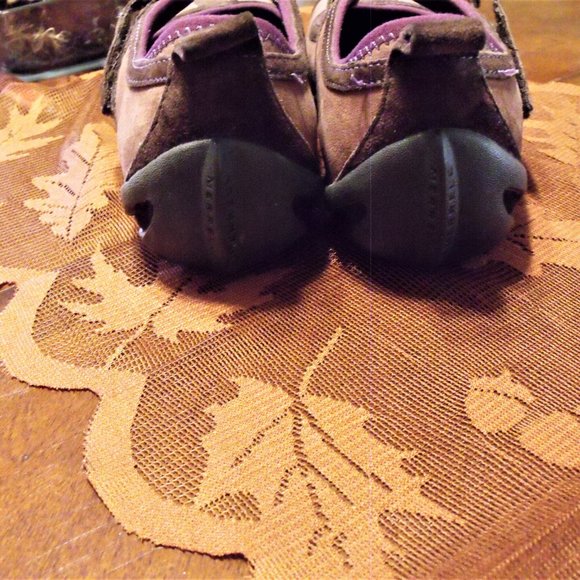 Like New Mary Jane Merrell Shoes - Picture 3 of 5